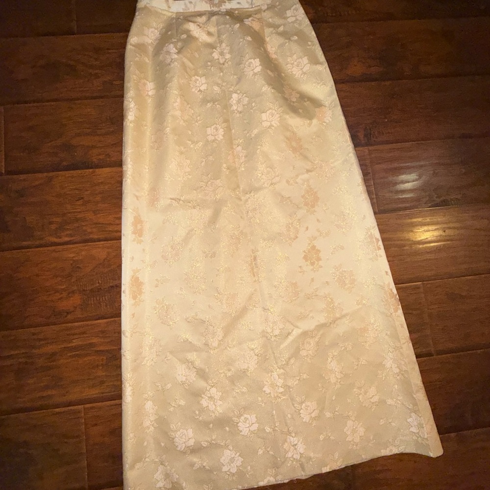 Karen Miller Gold Floral Maxi Skirt Size 10